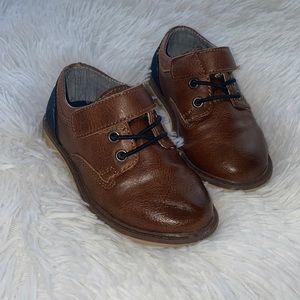 Toddler dress shoes
